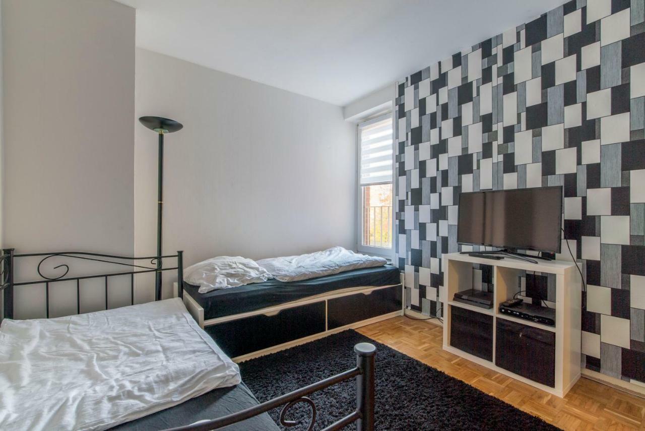 Private Rooms Near Exhibition Center 하노버 외부 사진