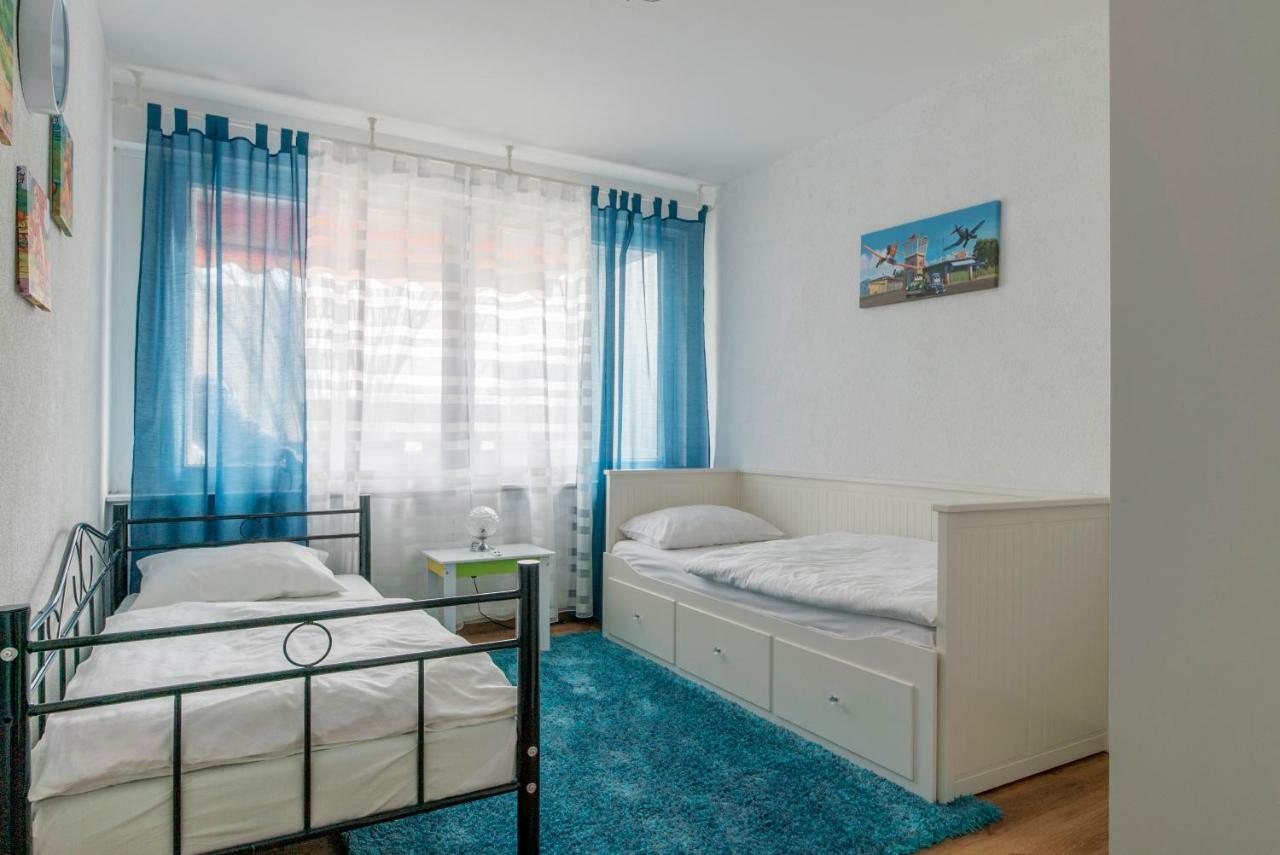Private Rooms Near Exhibition Center 하노버 외부 사진